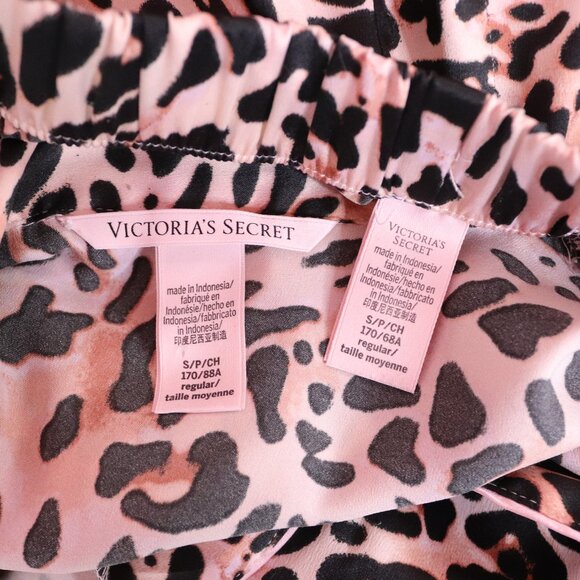 Victoria's Secret | Leopard Print Satin Pajama Set Small - Picture 8 of 9
